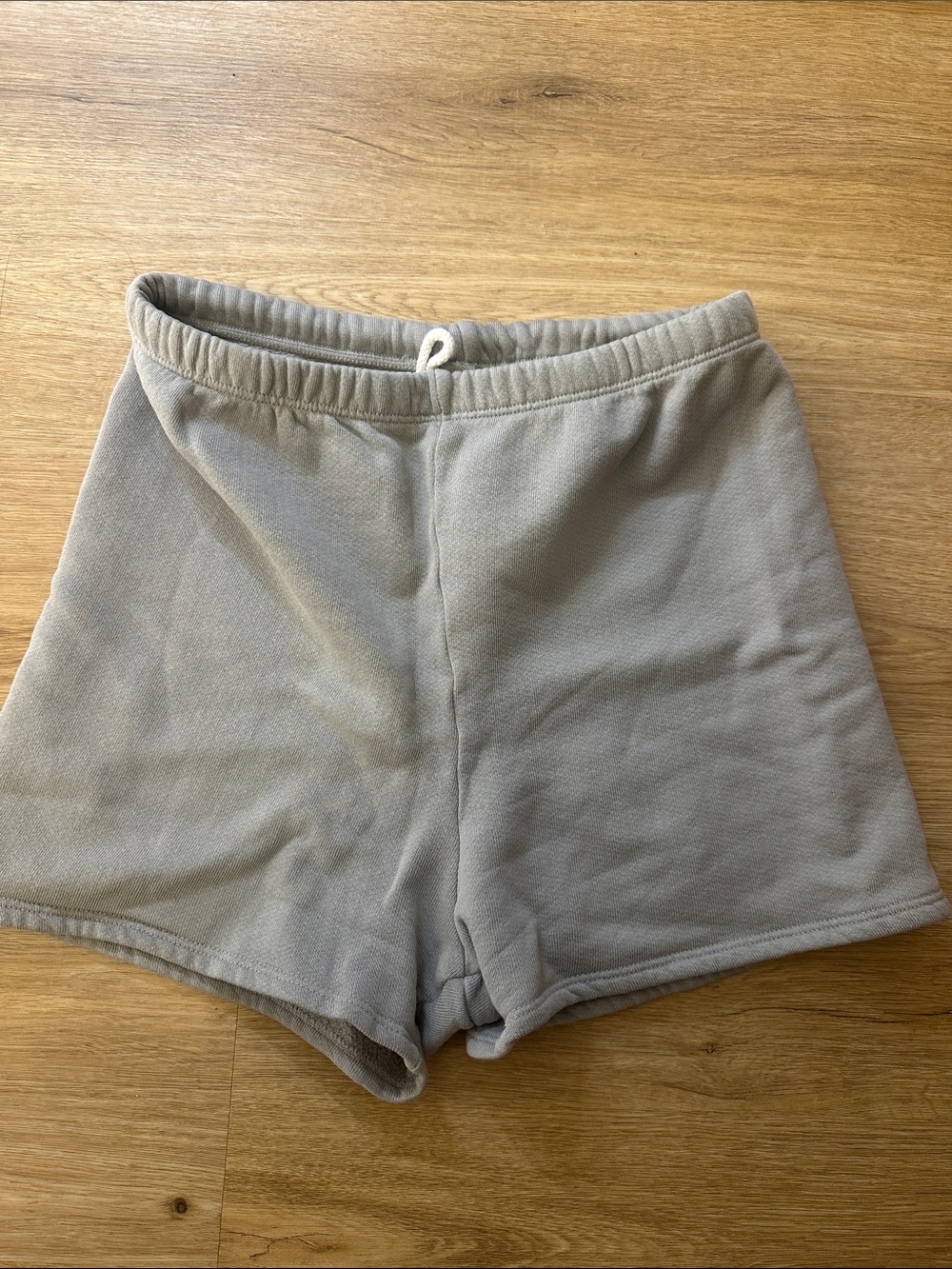 NWOT Joah Brown Women's Grey Fitted Sweat Shorts Size S/M